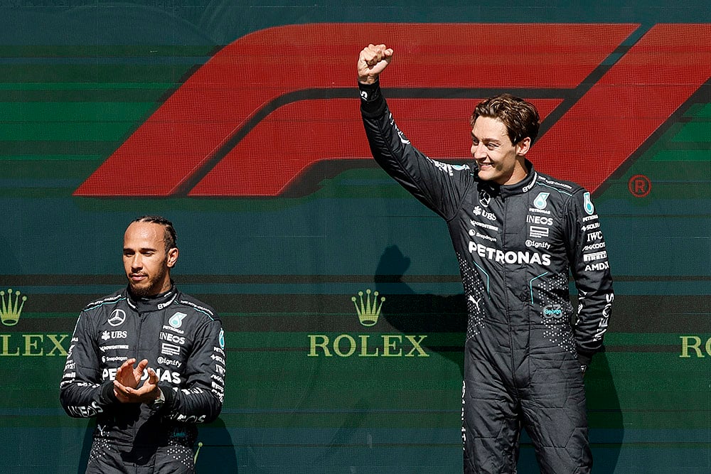 | Photo: AP/Geert Vanden Wijngaert  : George Russell and Lewis Hamilton
